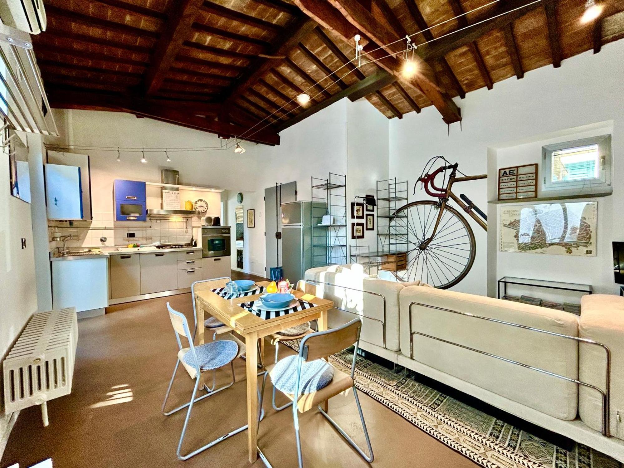 شقة Bright House With Terrace In Santa Croce فلورنس المظهر الخارجي الصورة